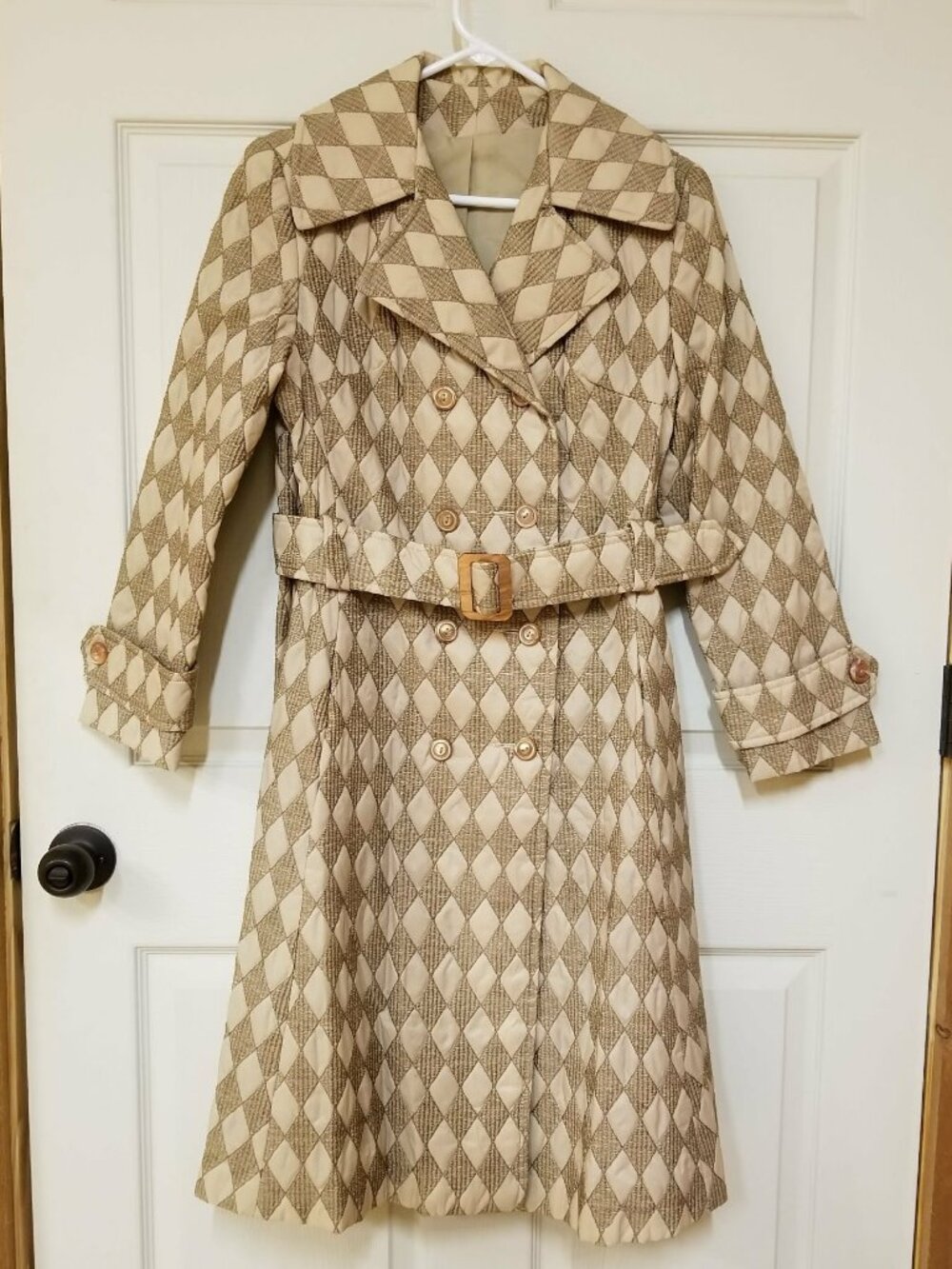 VTG Alorna Diamond Jacquard Trench Coat - Belted - size S/XS